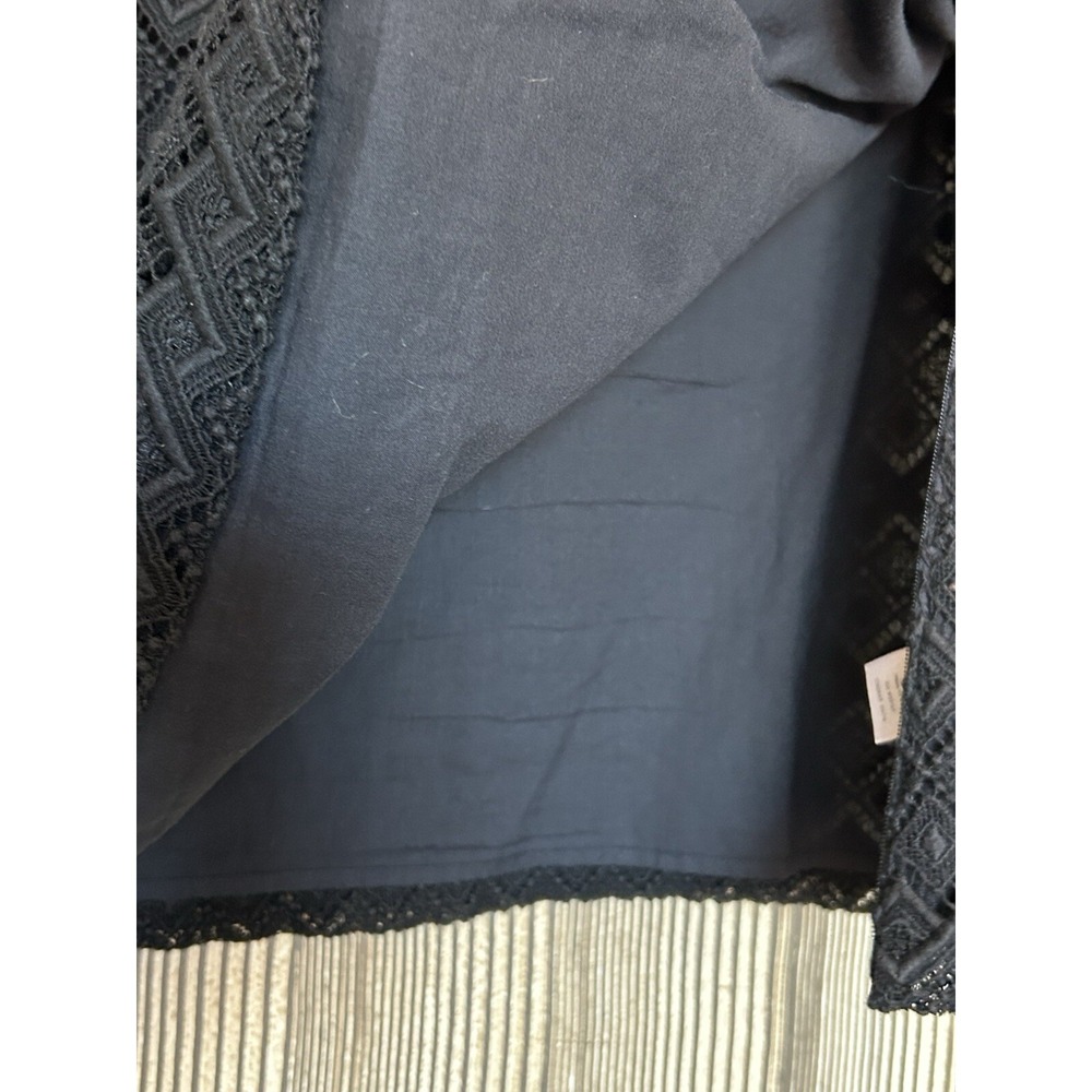 Talbots Black Heavy Lace Overlay Short Sleeve Shirt Career Classic Size 16 - Picture 4 of 9